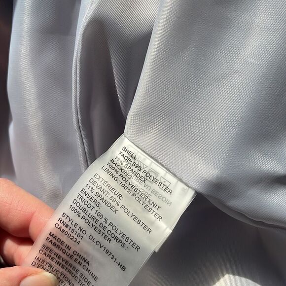 Vince Camuto Navy Trench Coat NEW Medium - Picture 8 of 8